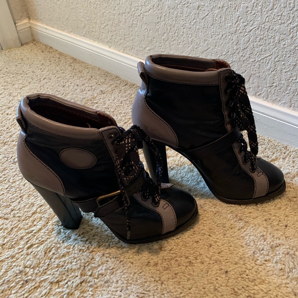Marc by Marc Jacobs high heel lace up high top leather SOCCER booties, 39 1/2